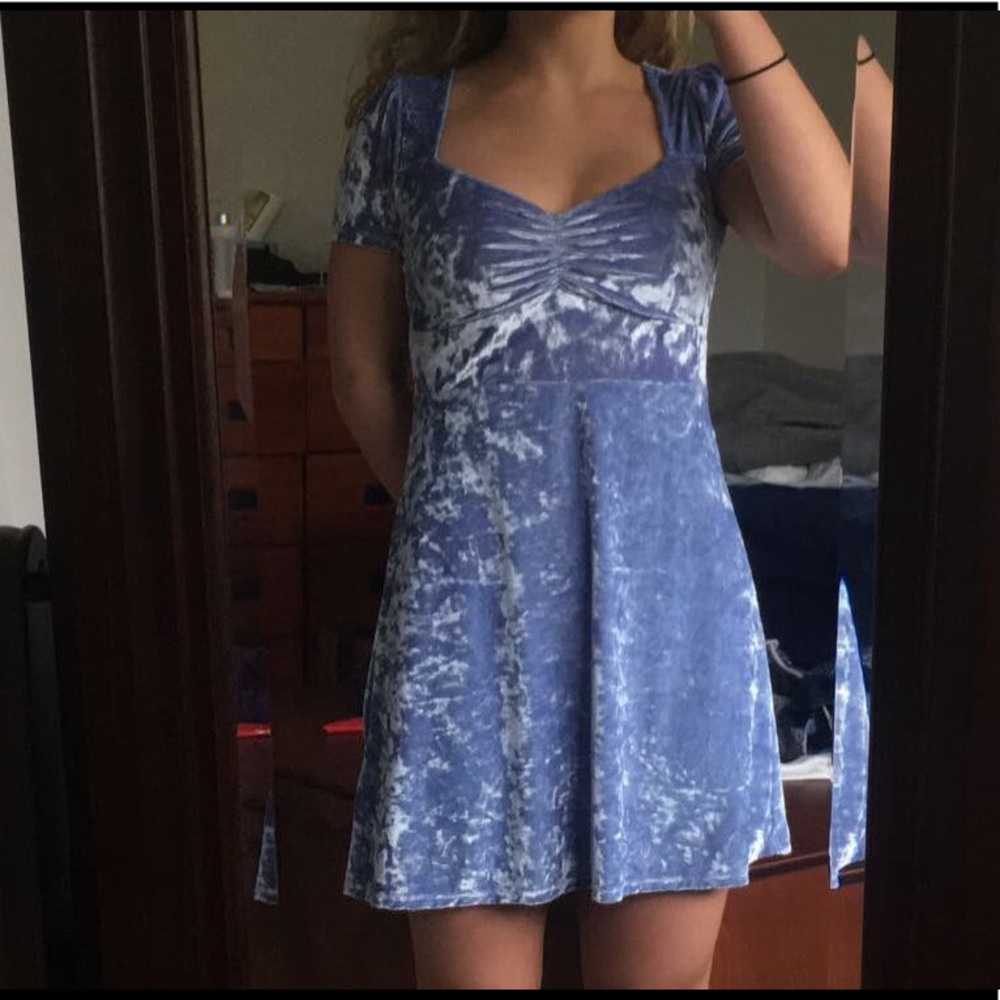URBAN OUTFITTERS DRESS